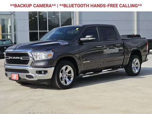 Used 2019 RAM 1500 Big Horn RWD image 3