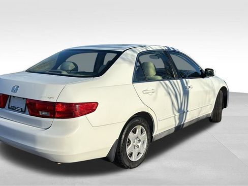 Used 2005 Honda Accord LX image 7
