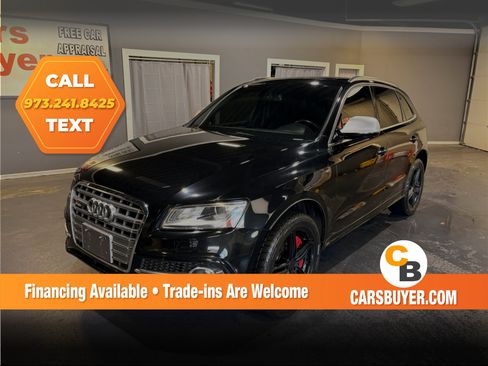 Used 2017 Audi SQ5 Premium Plus w/ Technology Package AWD/4WD image 1