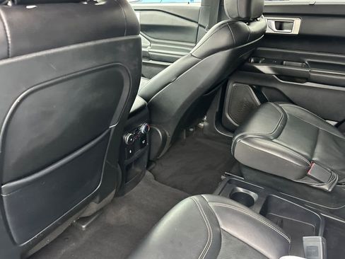 Used 2020 Ford Explorer ST w/ Premium Technology Package image 4