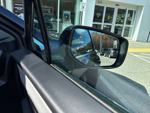 Used 2023 Subaru Outback Premium image 35