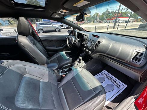 Used 2015 Kia Forte SX w/ SX Premium Package image 23