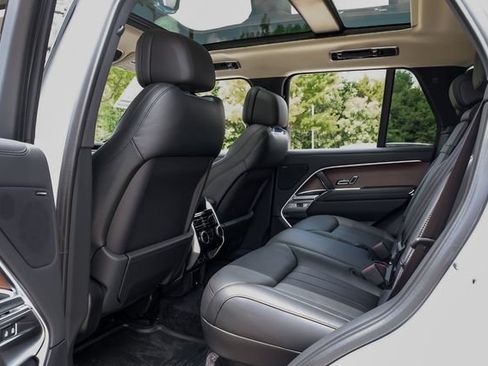 New 2026 Land Rover Range Rover SE AWD/4WD image 46