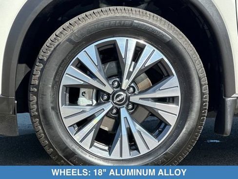 Used 2022 Nissan Rogue SV FWD image 28