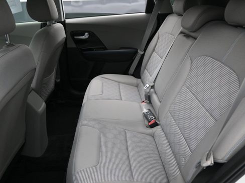 Used 2022 Kia Niro LXS image 27