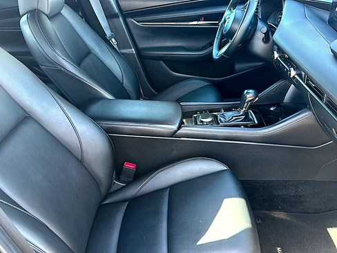 Used 2024 MAZDA MAZDA3 s image 23