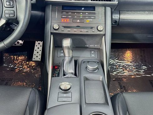 Used 2019 Lexus IS 300 F Sport w/ F Sport Package image 38