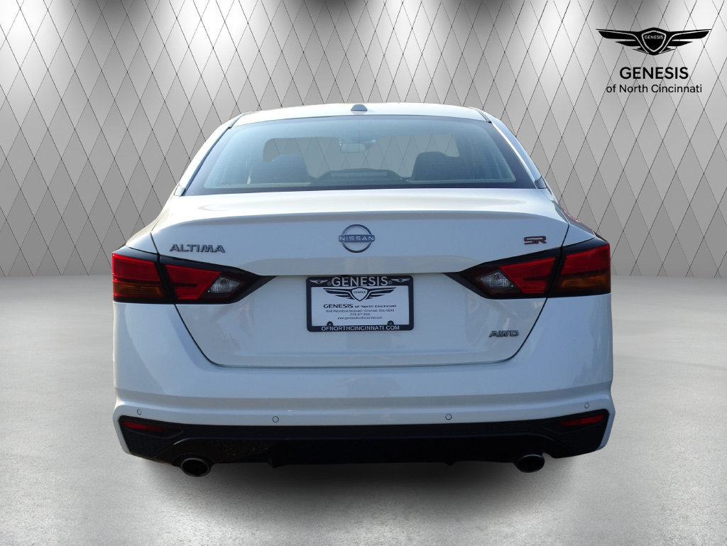 Used 2024 Nissan Altima 2.5 SR AWD/4WD image 4
