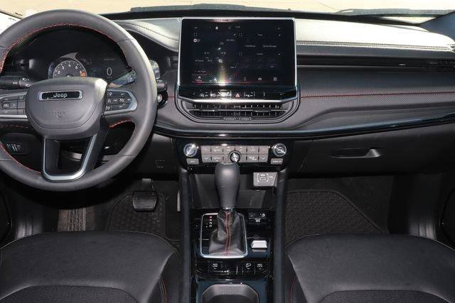 Used 2024 Jeep Compass Trailhawk w/ Trailer Tow Group AWD/4WD image 28