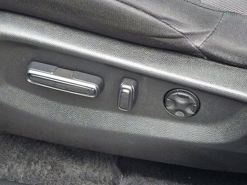 Used 2021 Honda CR-V EX image 29