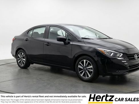 Used 2025 Nissan Versa SV FWD image 1