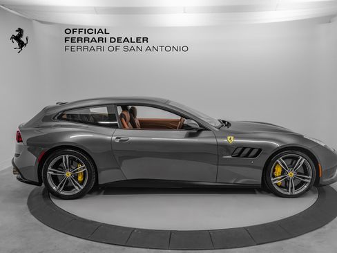 Certified 2019 Ferrari GTC4Lusso image 11