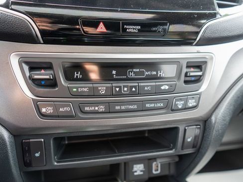 Used 2022 Honda Pilot Special Edition image 29