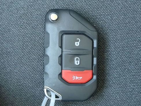 New 2026 Jeep Wrangler Sport S image 31