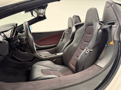 Used 2013 McLaren MP4-12C Spider RWD image 11