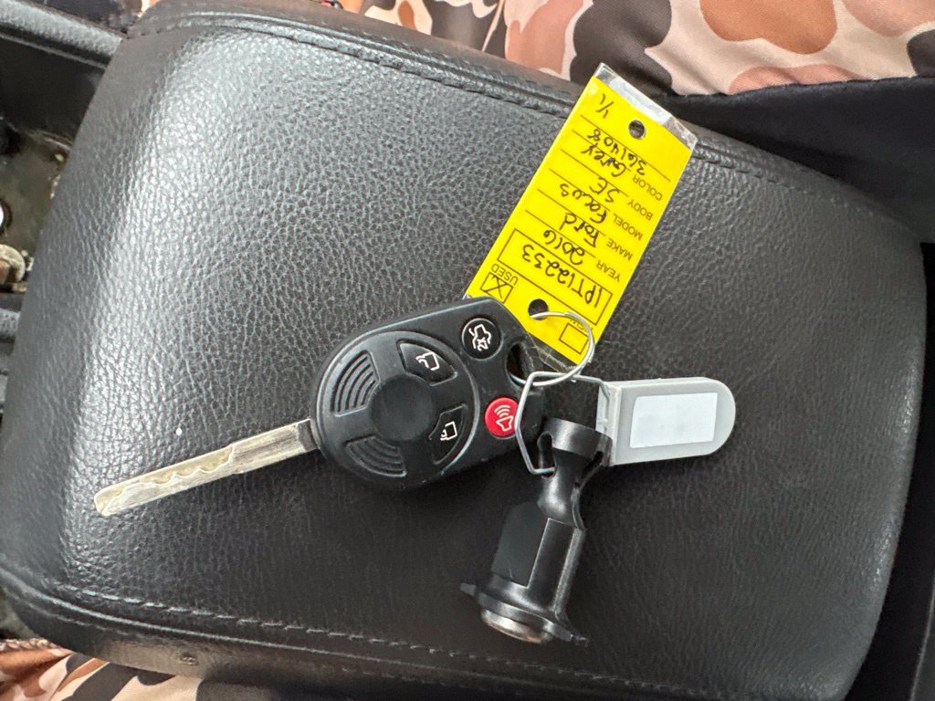 Used 2016 Ford Focus SE FWD image 12