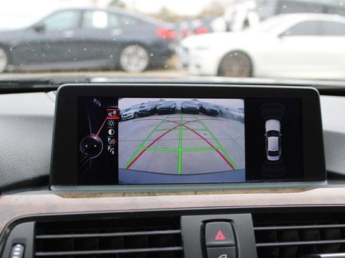 Used 2014 BMW 335i xDrive Sedan image 25