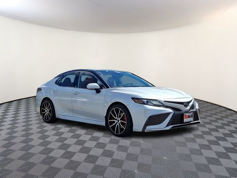 Certified 2023 Toyota Camry XSE w/ Cold Weather Package AWD/4WD image 4