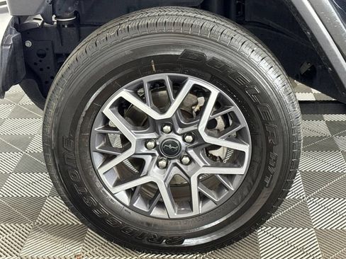 Certified 2025 Jeep Wrangler Unlimited Sahara AWD/4WD image 51