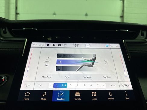 Used 2024 Jeep Grand Cherokee Limited 4xe image 31