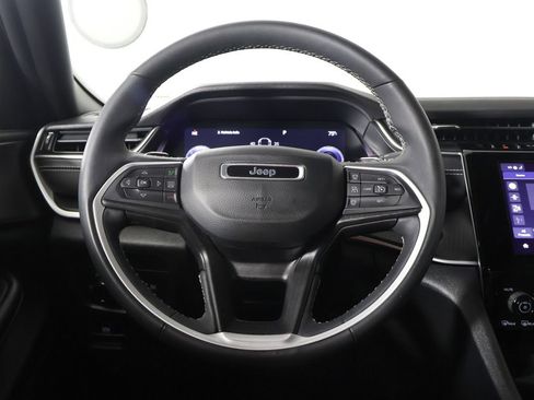 Used 2023 Jeep Grand Cherokee L Laredo AWD/4WD image 39
