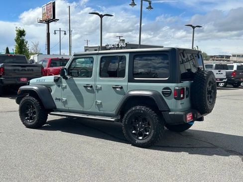 Used 2023 Jeep Wrangler Unlimited w/ Cold Weather Group AWD/4WD image 3