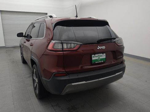 Used 2019 Jeep Cherokee Limited FWD image 6