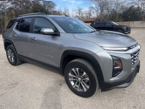 Certified 2025 Chevrolet Equinox LT w/ Convenience Package II image 2