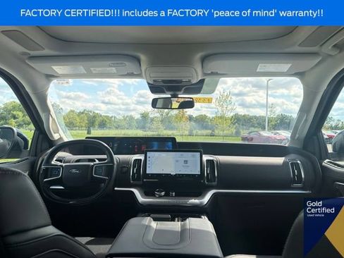Used 2025 Ford Expedition Max Platinum w/ Driver's Package AWD/4WD image 36