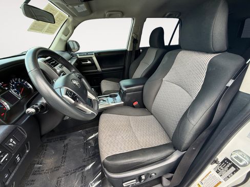 Used 2019 Toyota 4Runner SR5 image 10