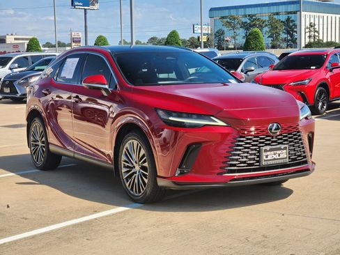 Used 2024 Lexus RX 350 FWD w/ Convenience Package image 3
