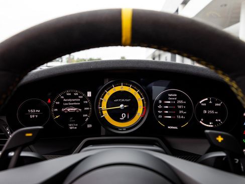 Used 2025 Porsche 911 GT3 RS image 46