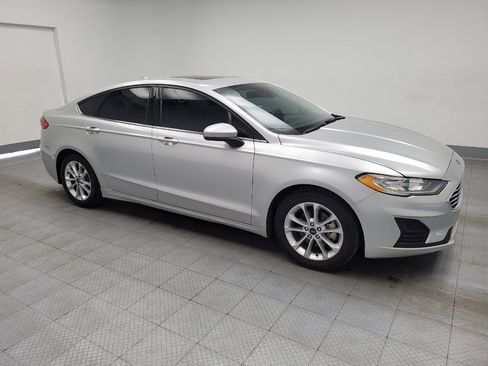 Used 2019 Ford Fusion SE image 11