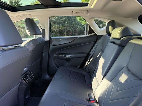 Used 2026 Lexus NX 450h+ AWD w/ Luxury Package image 17