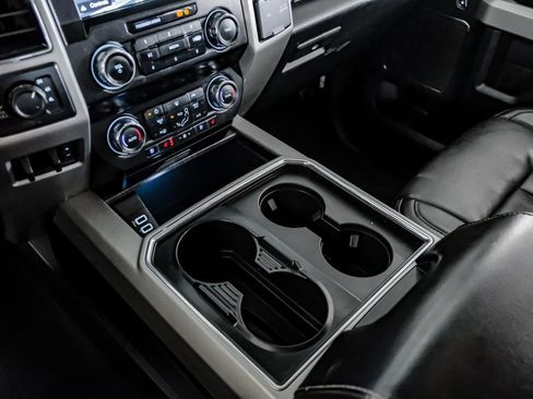 Used 2020 Ford F250 Lariat AWD/4WD image 24