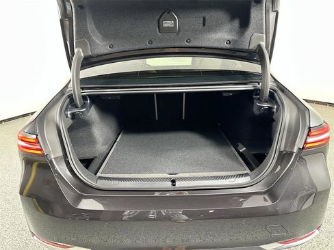 Certified 2026 BMW 530i w/ Premium Package RWD image 29