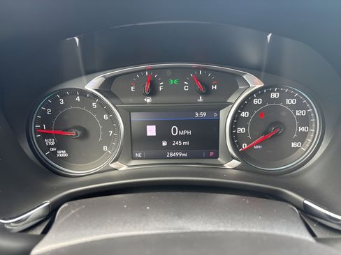 Used 2023 Chevrolet Equinox Premier AWD/4WD image 21
