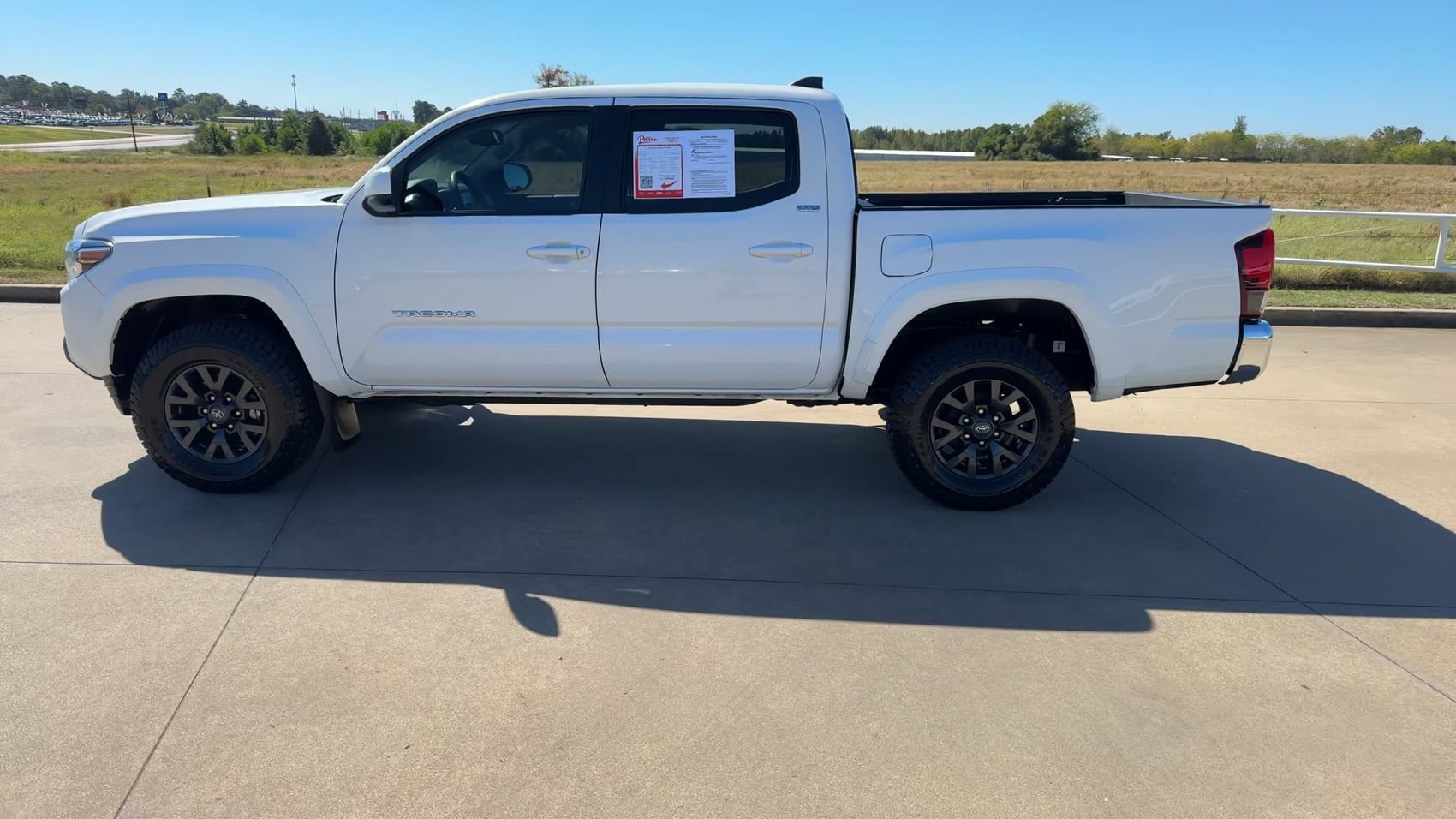 Used 2023 Toyota Tacoma SR5 RWD image 6