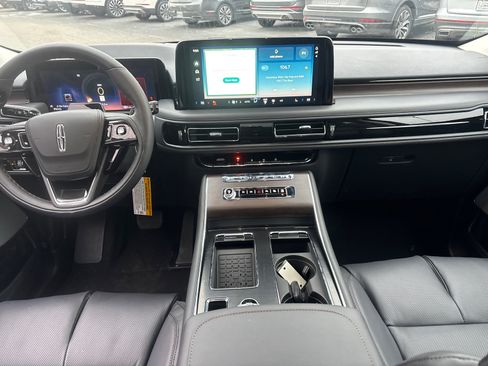 New 2026 Lincoln Aviator Reserve AWD/4WD image 29