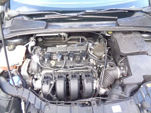 Used 2015 Ford Focus SE image 9