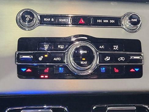 Used 2023 Lincoln Aviator Reserve w/ Equipment Group 201A image 23