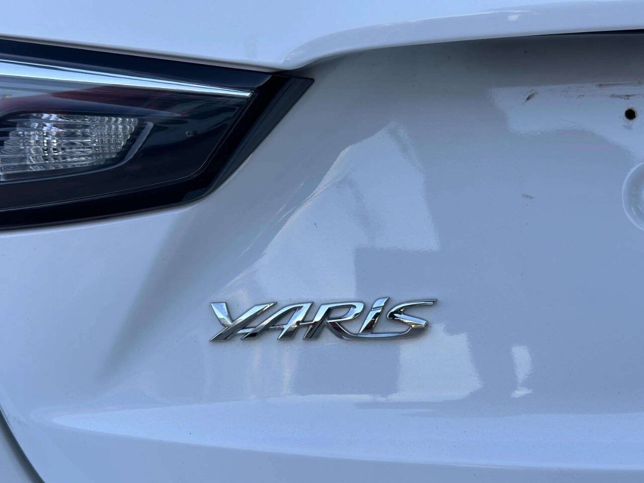 Used 2019 Toyota Yaris LE FWD image 36