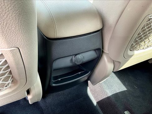 Used 2015 Kia Sorento LX FWD image 10
