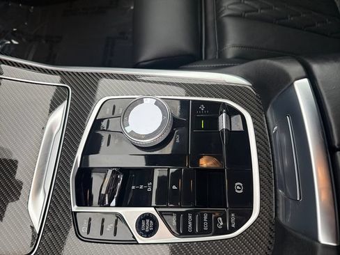 Used 2026 BMW X7 M60i AWD/4WD image 29
