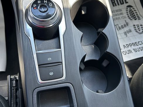 Used 2023 Ford Escape Platinum image 10