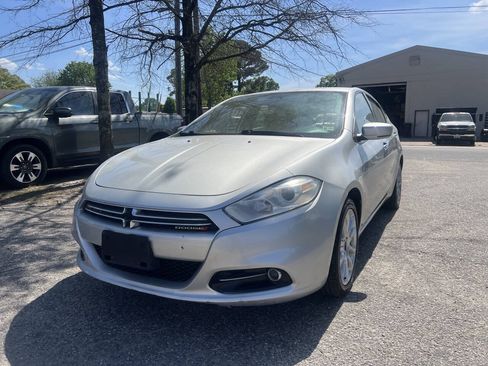 Used 2013 Dodge Dart Limited FWD image 3