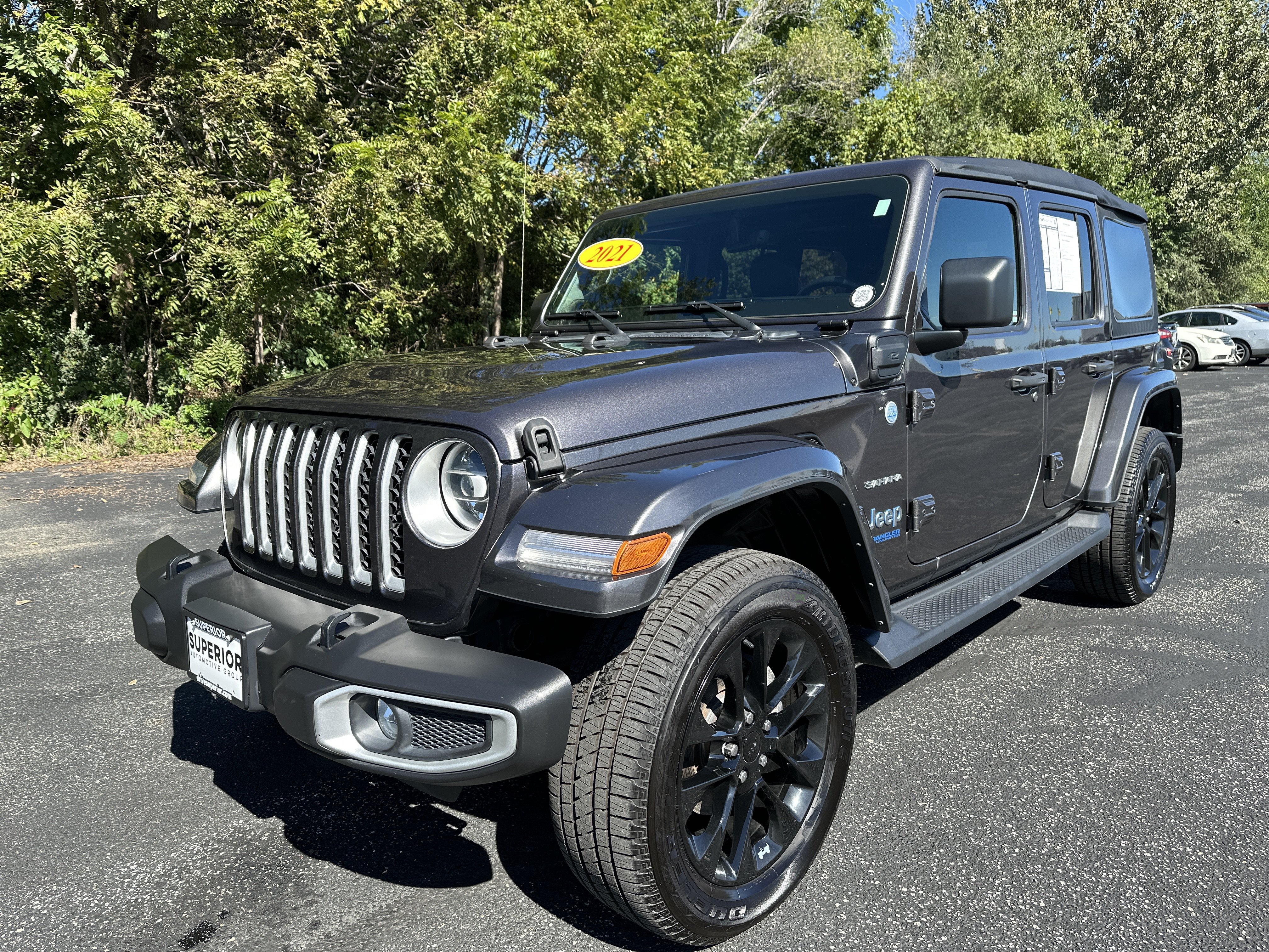 Used 2021 Jeep Wrangler Unlimited Sahara w/ Cold Weather Group AWD/4WD image 3