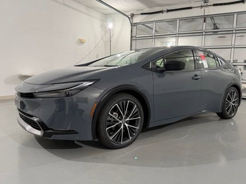 New 2026 Toyota Prius XLE image 8
