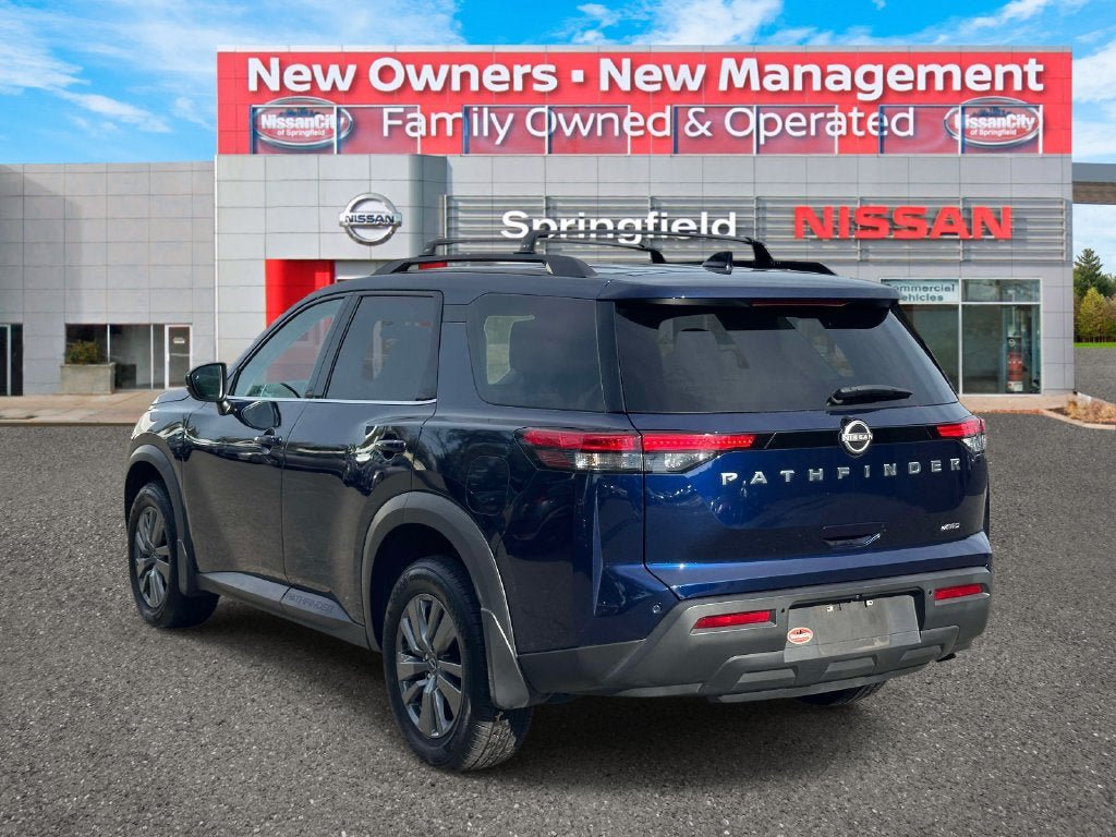 Certified 2025 Nissan Pathfinder SV AWD/4WD image 4