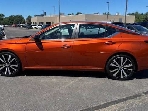 Used 2022 Nissan Altima 2.5 SR FWD image 4